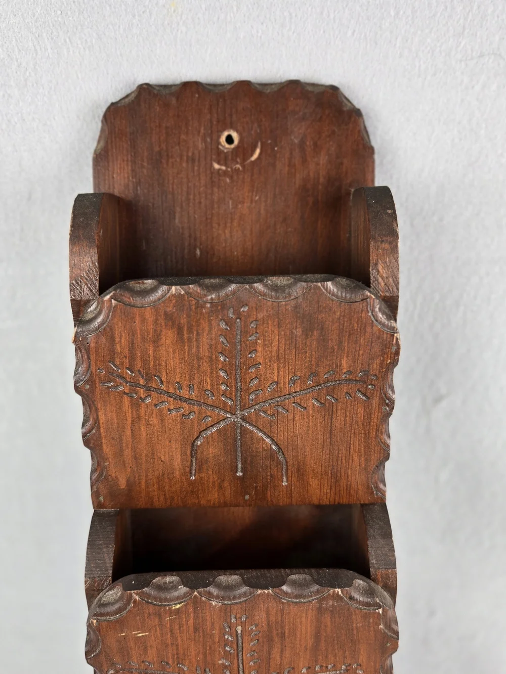 Vintage Carved Wood Mail Sorter Key Rack Wall Pocket 3 Tier